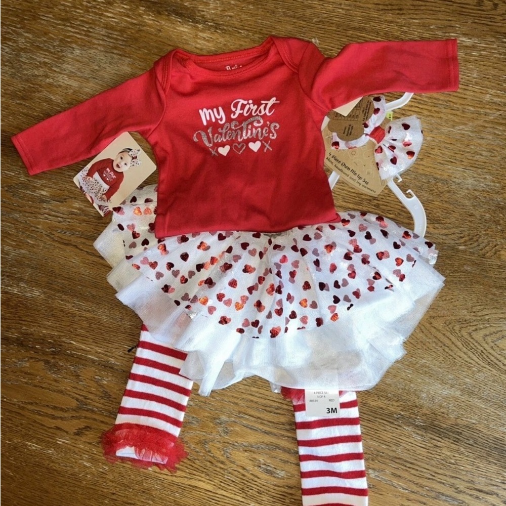 NWT Valentine's Day Red and White Infant 3 months 4pieces